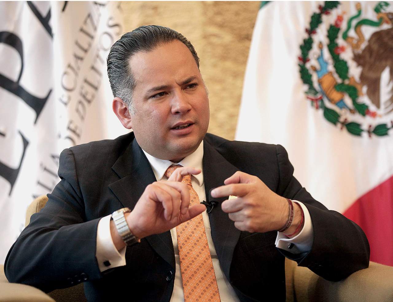 Santiago Nieto anunció sus intenciones de buscar la candidatura por Querétaro en 2027.