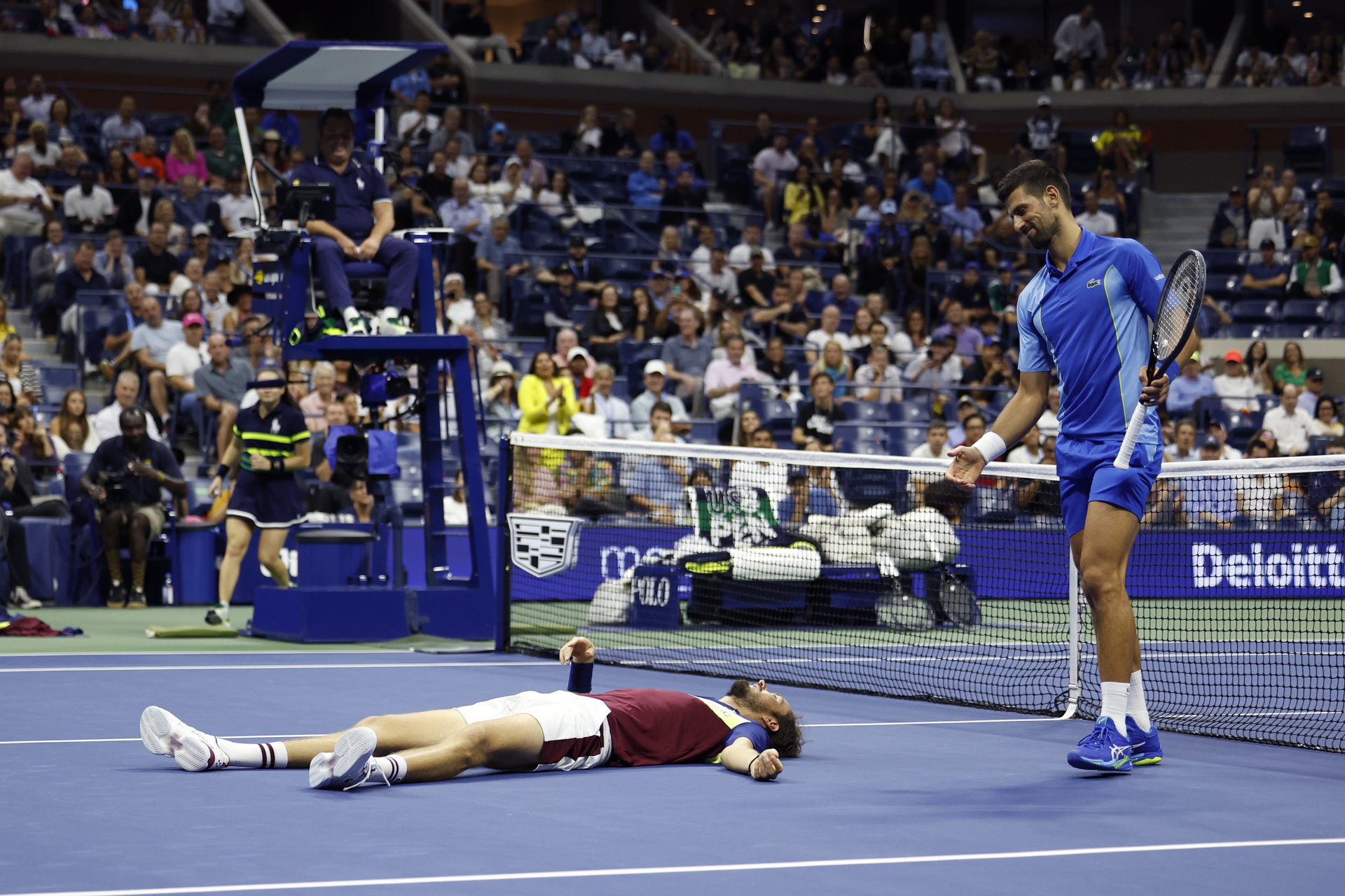 Medvedev bromea con Djokovic tras derrota en Final del US Open