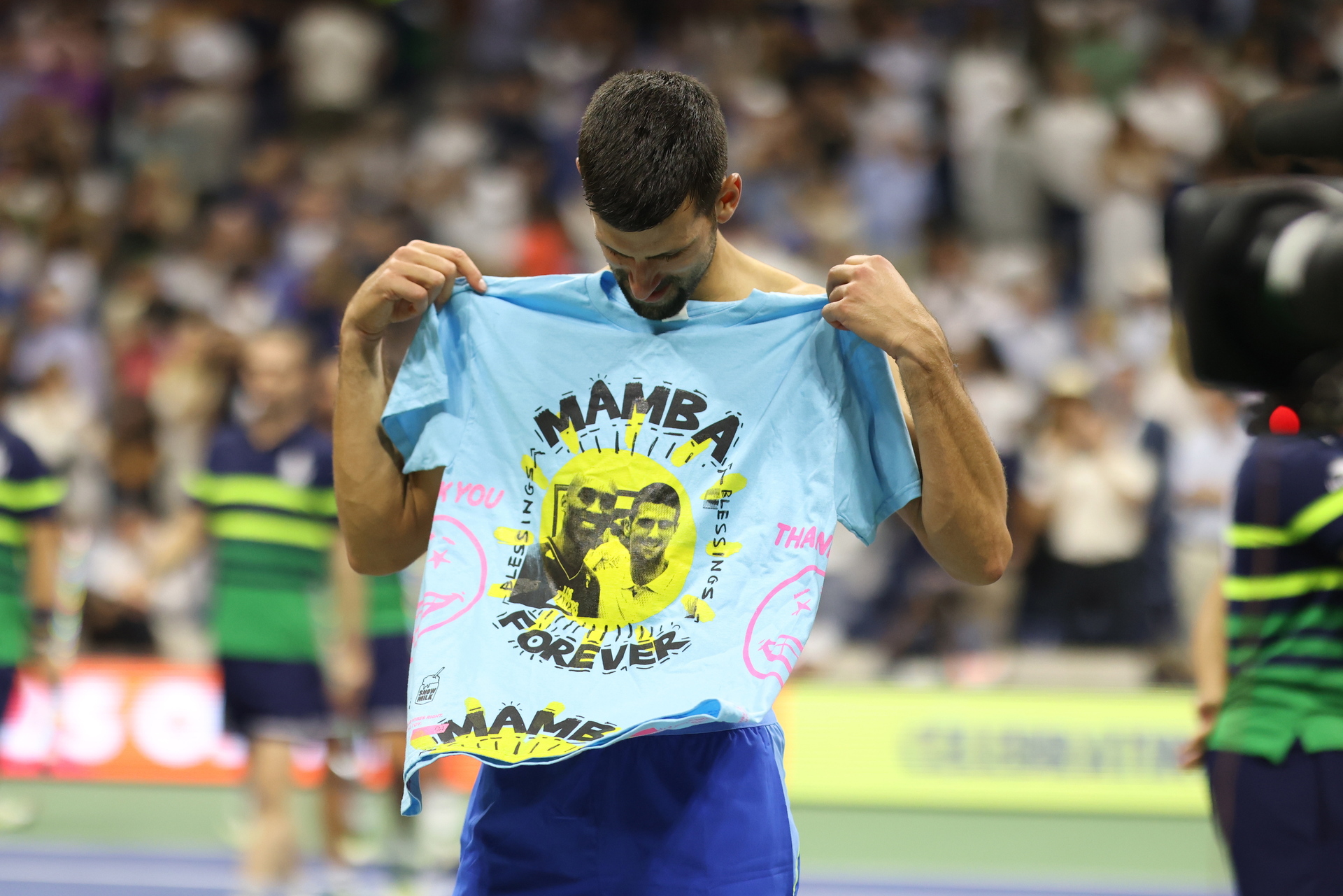 Novak Djokovic rinde homenaje a Kobe Bryant tras ganar el Abierto de Estados Unidos