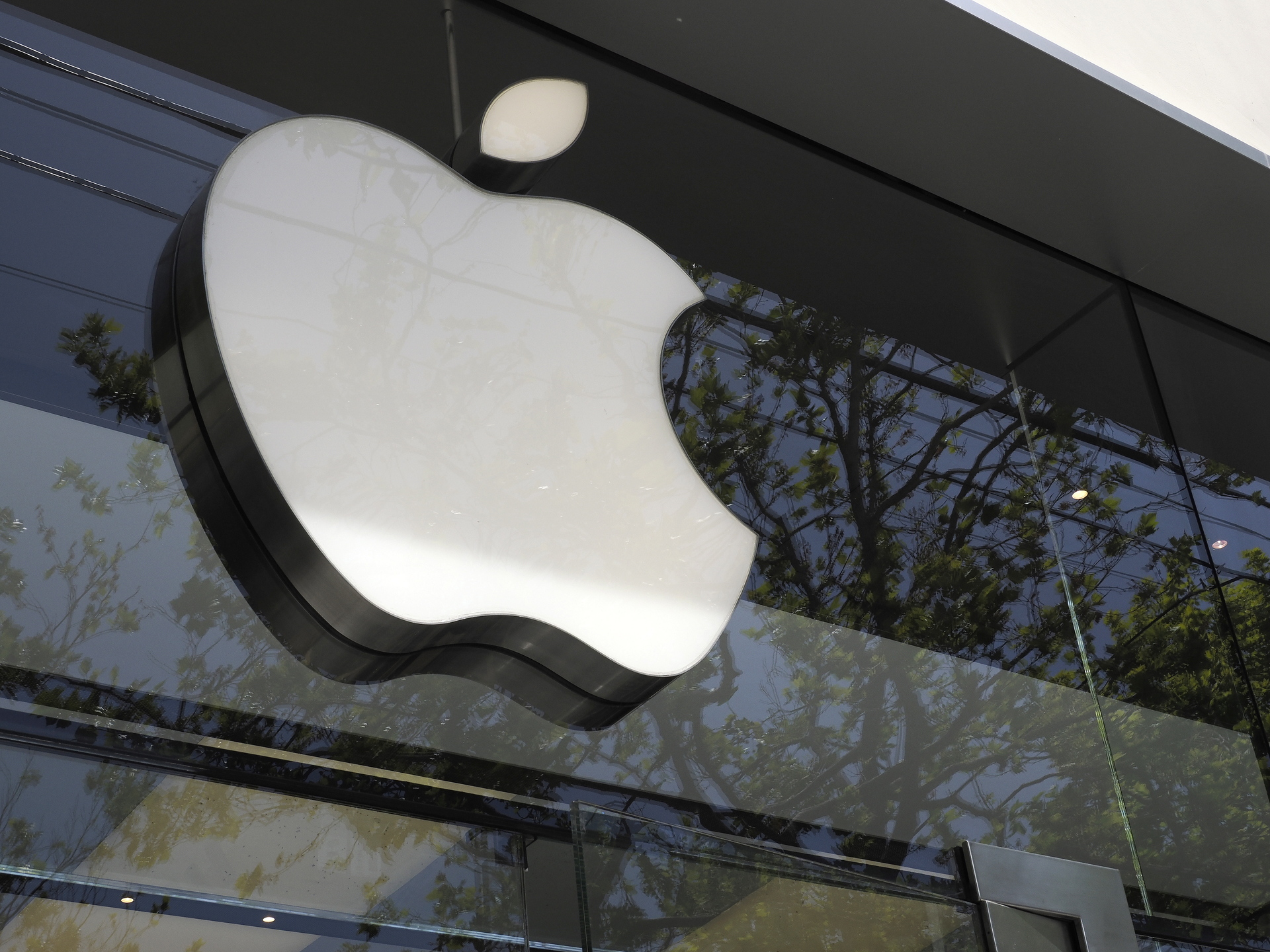 Qualcomm anuncia un acuerdo con Apple para el suministro de chips de iPhone hasta 2026