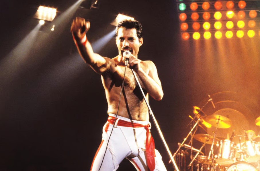 Subasta de objetos de Freddie Mercury recauda más de 50 millones de dólares