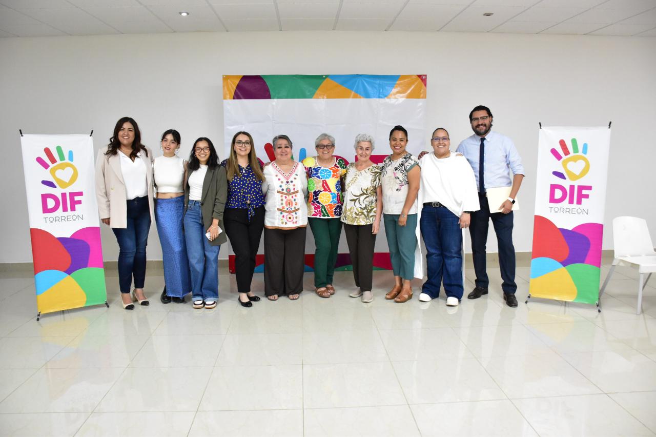 Mujeres concluyen diplomado sobre género y violencia en Torreón