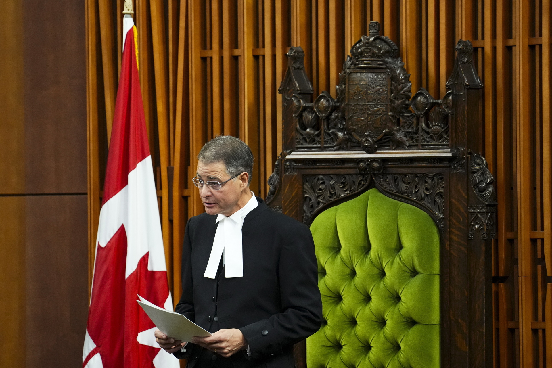 Renuncia líder parlamentario de Canadá tras invitar a un veterano nazi al Parlamento