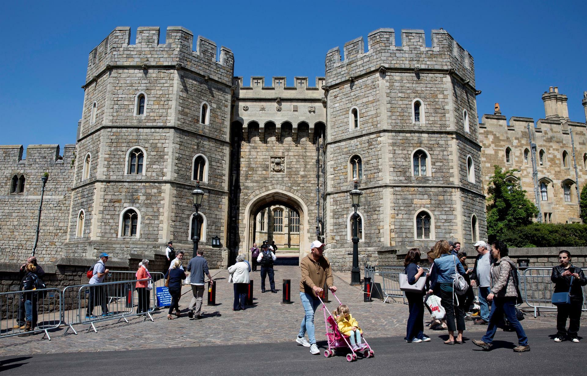 Dan 9 años de reclusión a joven que entró al castillo de Windsor para matar a Isabel II