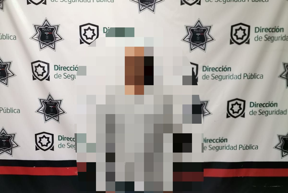 Policía de Torreón detiene a joven acusado de cohecho