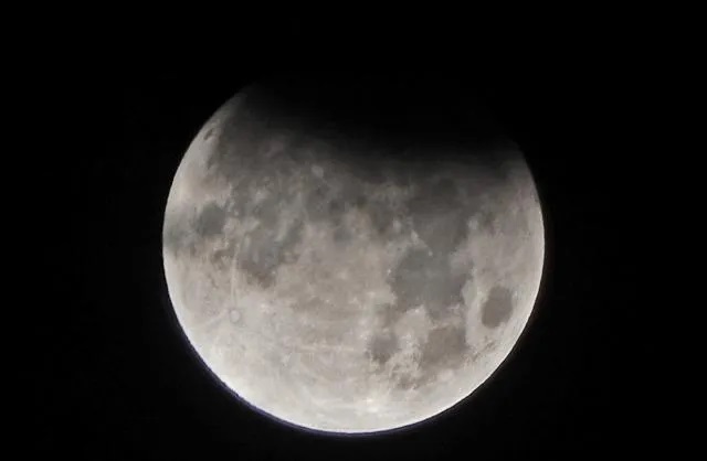 ¿A qué hora desaparecerá la Luna por el eclipse en México?
