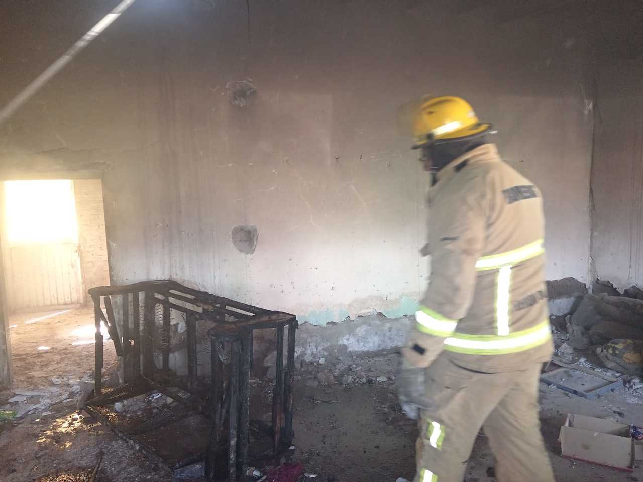Se incendia vivienda en la zona Centro de Lerdo
