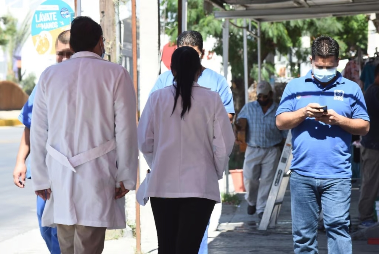 El secretario de Salud, Roberto Bernal Gómez, comentó que no tiene el dato preciso sobre el número de médicos no objetores de conciencia que hay en la entidad. (EL SIGLO DE TORREÓN)
