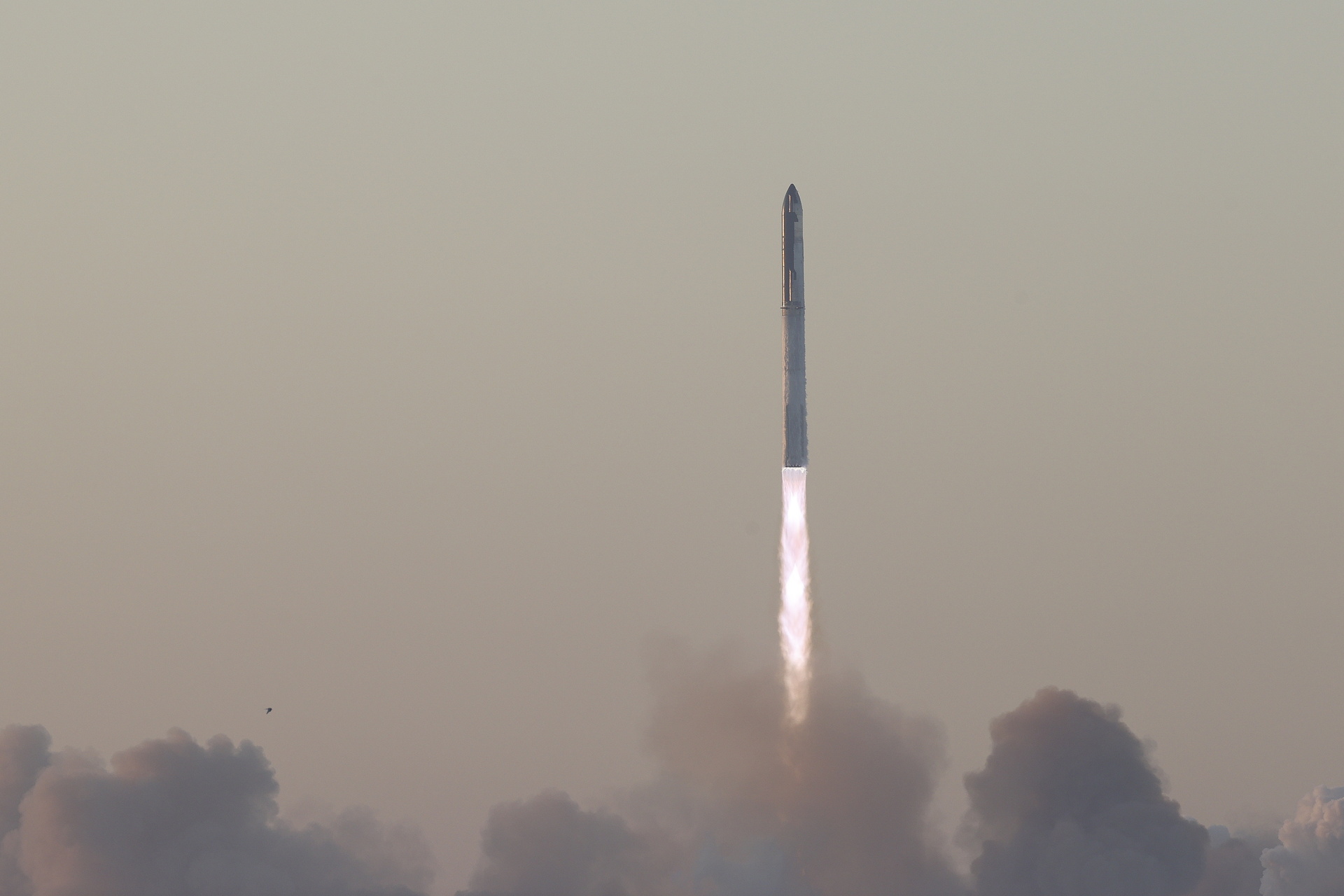Nave Starship de SpaceX explota en su segundo vuelo de prueba