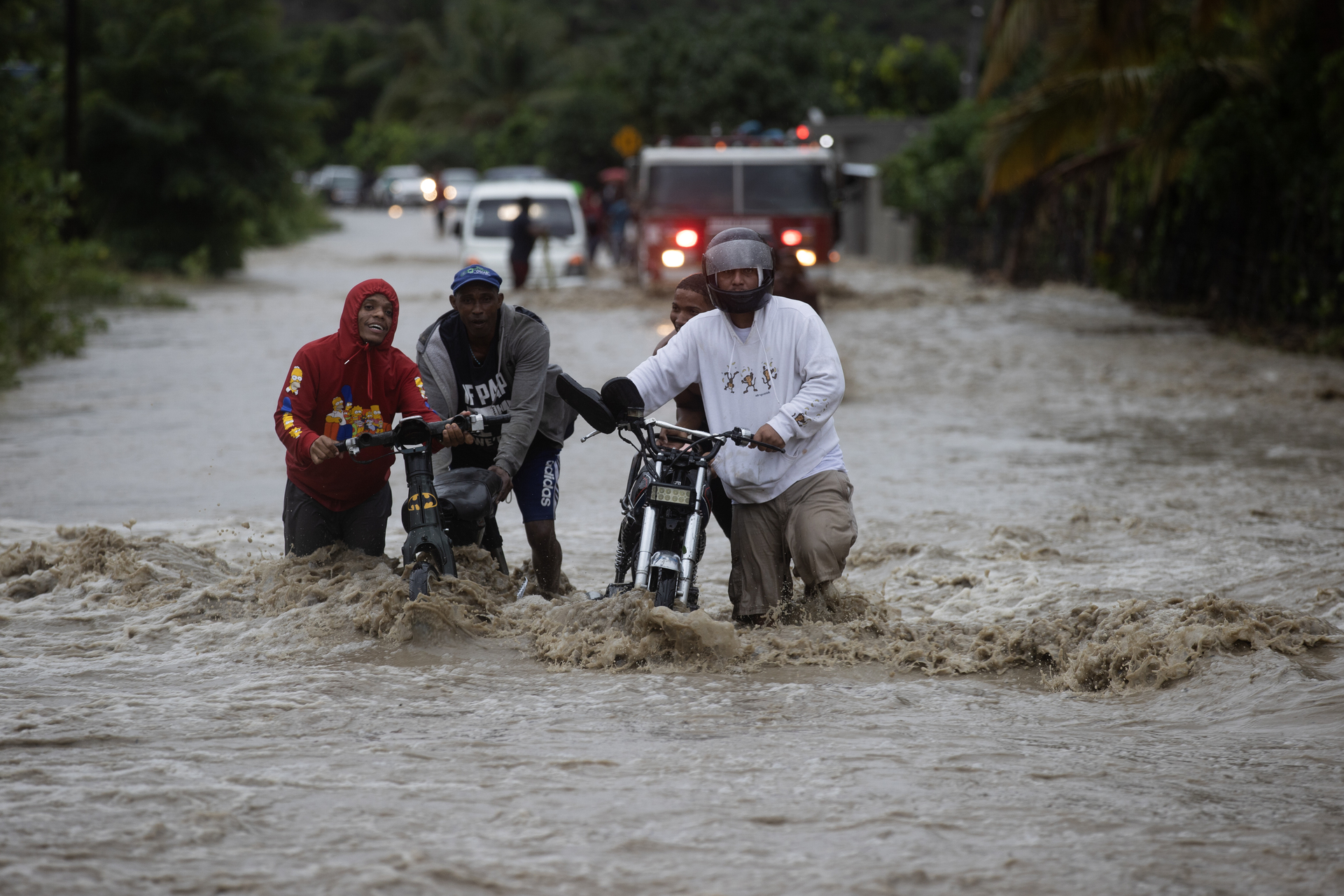 Lluvias torrenciales dejan al menos nueve muertos en República Dominicana