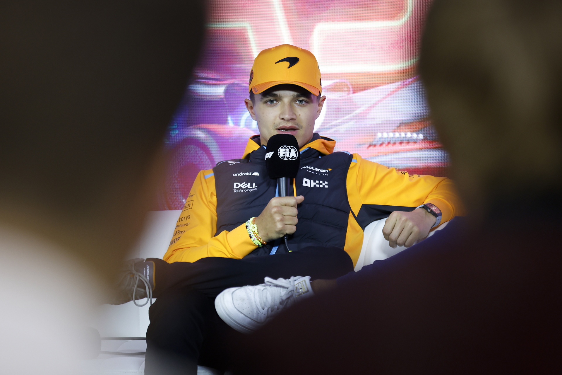 Lando Norris fue trasladado al hospital tras accidente en Las Vegas