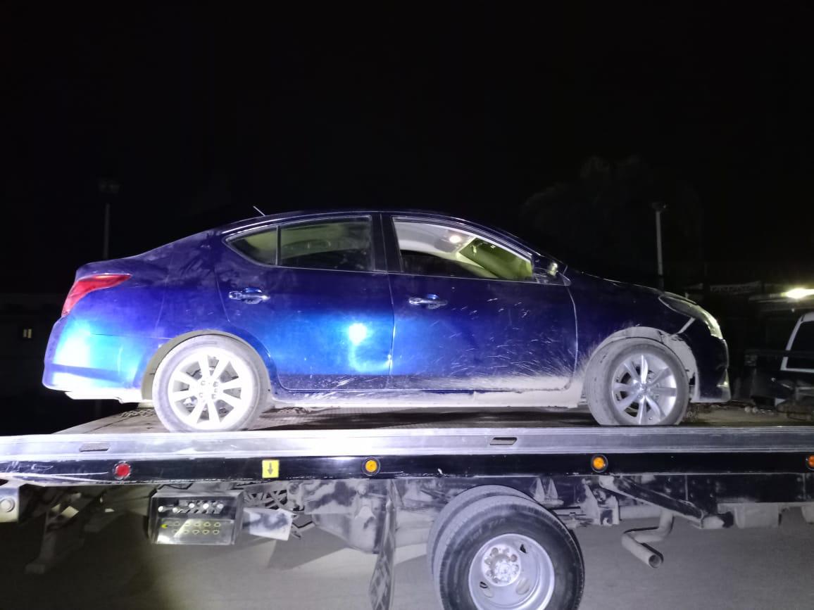 Tras persecución en Gómez Palacio, policías estatales aseguran auto robado con droga 