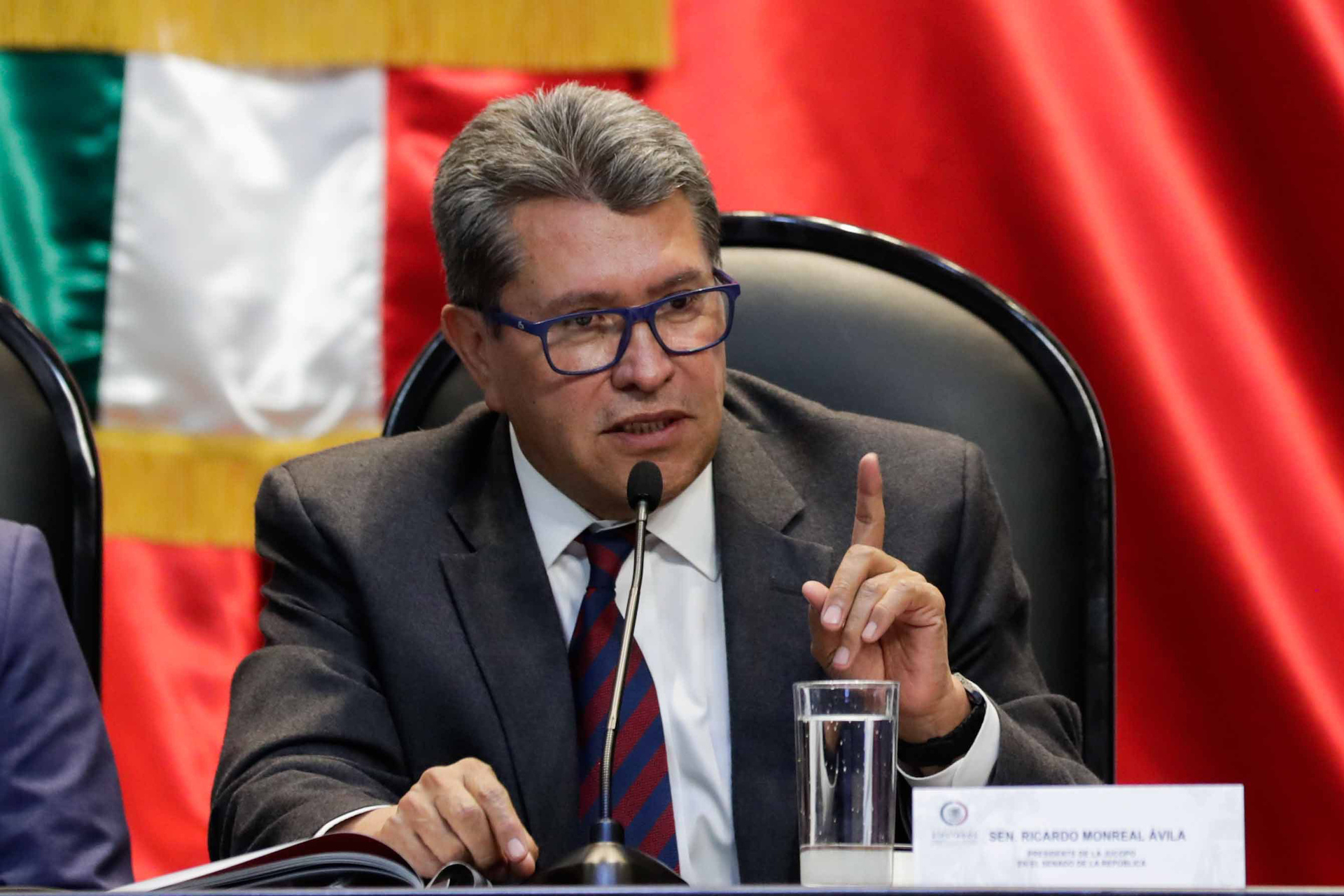 En el grupo parlamentario de Morena han causado molestia las posturas del senador suplente Alejandro Rojas Díaz Durán. (EL UNIVERSAL)