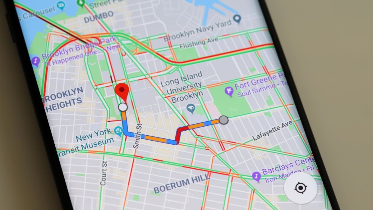Google revela cómo hace para evitar reseñas falsas en Maps