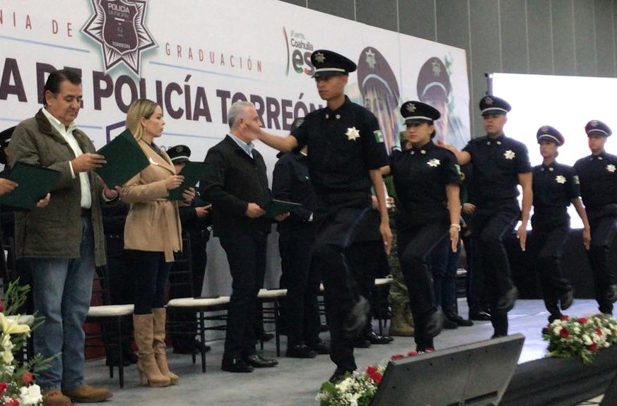 Se gradúan 87 cadetes de la Academia de Policía de Torreón
