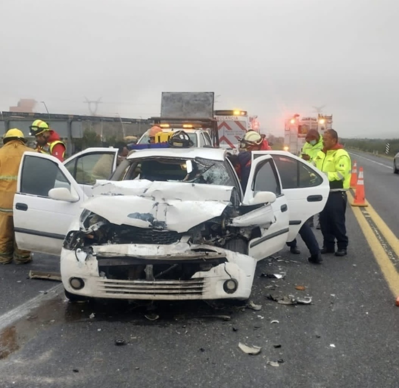 Accidente deja una mujer sin vida y tres lesionados en Ramos Arizpe