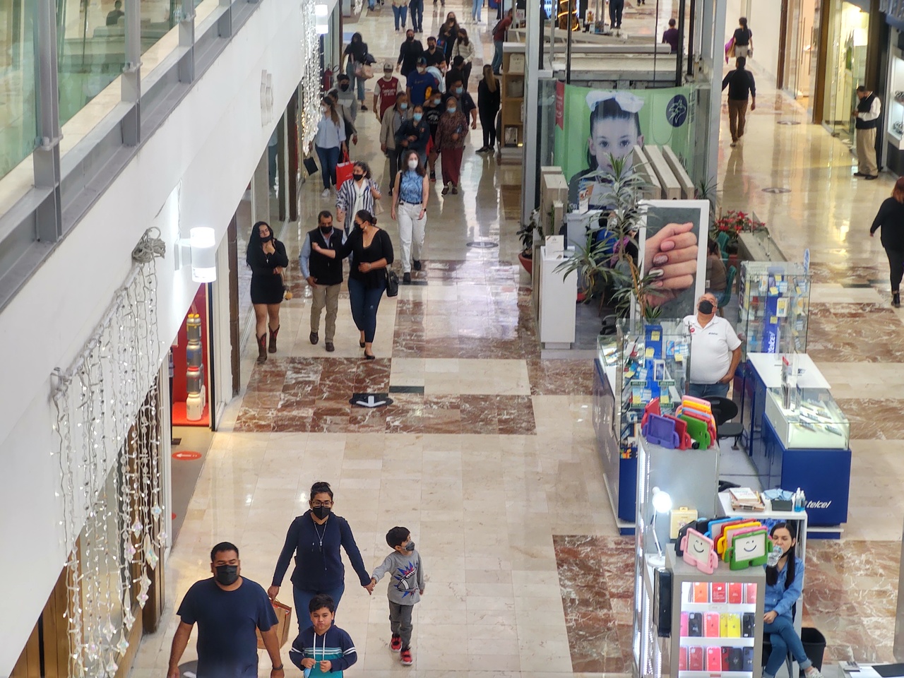 Esperan repunte de ventas por Navidad