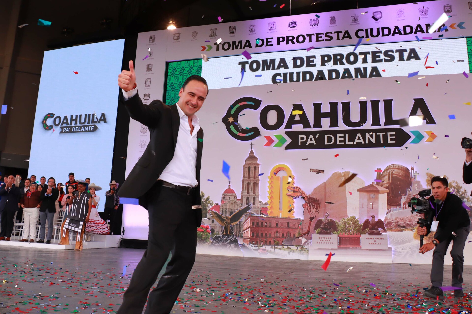 El día de ayer se llevó a cabo la ceremonia de toma de protesta del nuevo gobernador de Coahuila, Manolo Jiménez. (EL UNIVERSAL)
