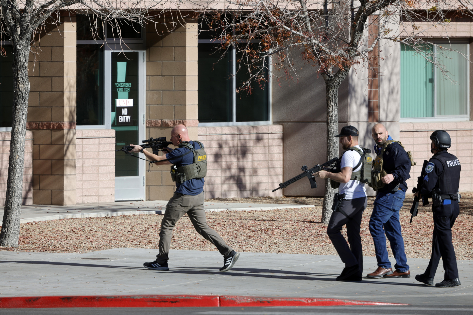 Tiroteo en Universidad de Nevada deja tres víctimas; el presunto atacante fue hallado sin vida