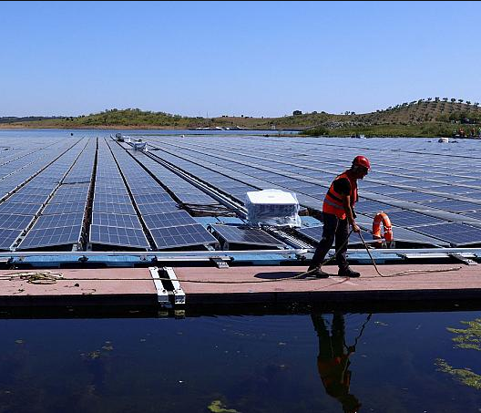 Portugal licita el mayor parque fotovoltaico flotante de Europa