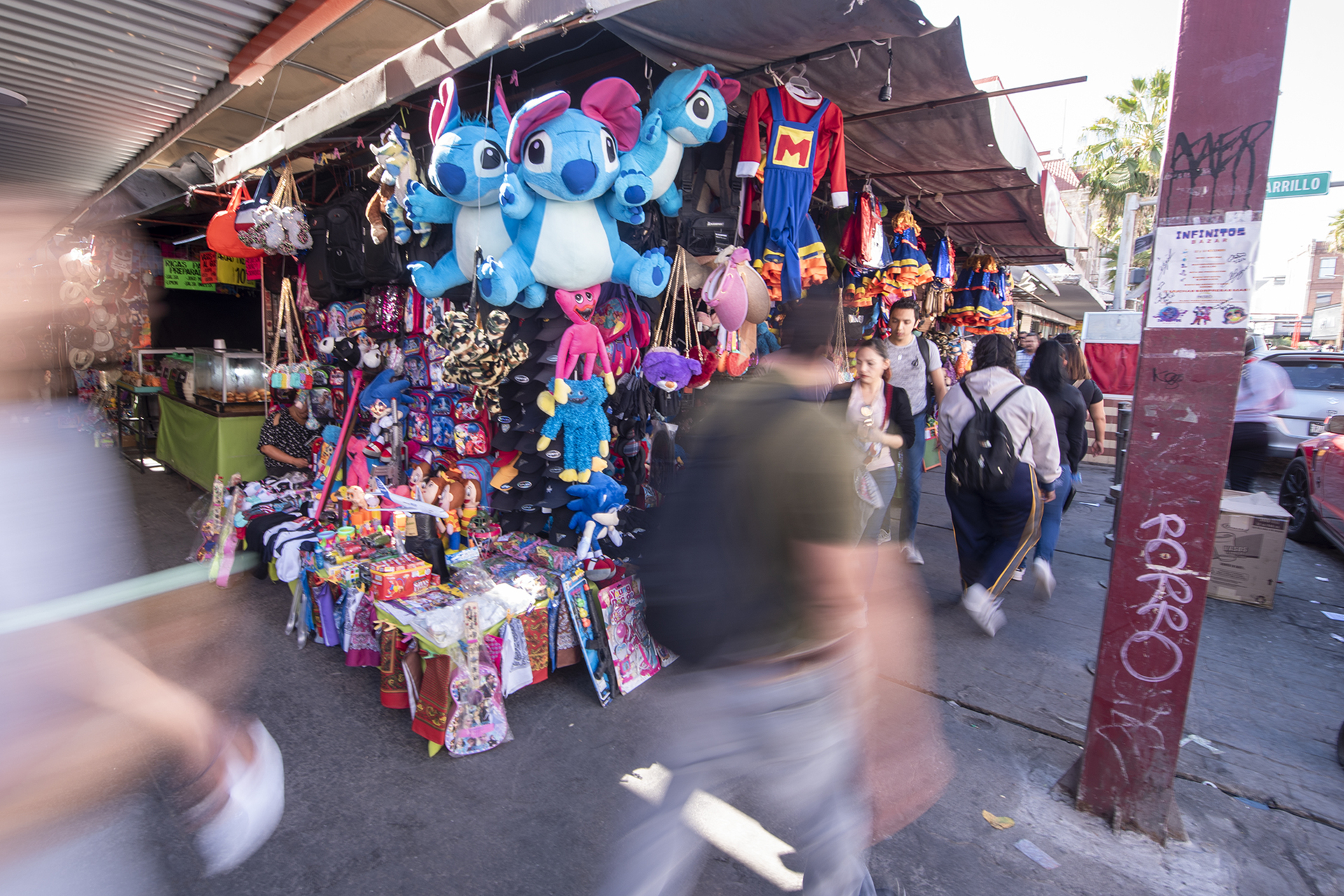 Crece ambulantaje en el Centro de Torreón por temporada navideña