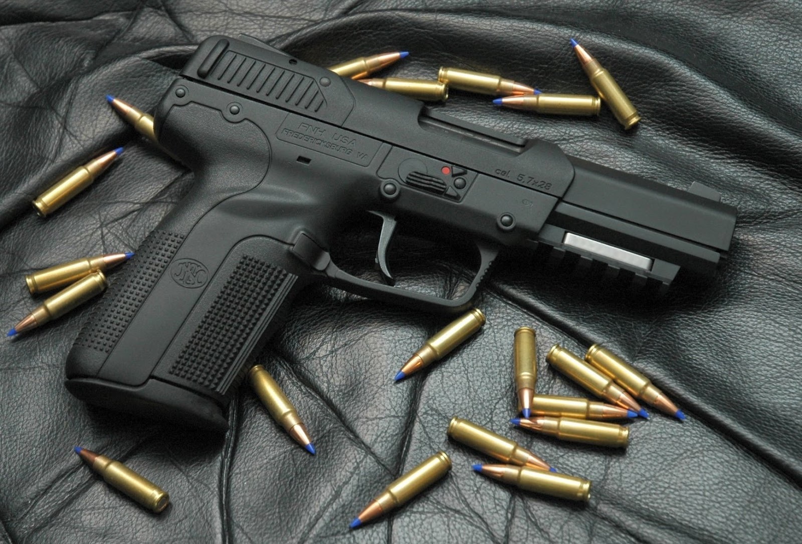 Policía mata a joven mientras jugaba con su arma en Tlaxcala 