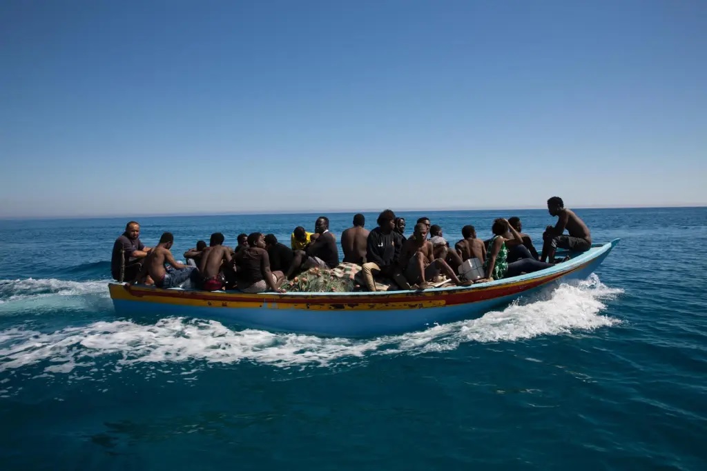 La guardia costera libia había interceptado hasta el 9 de diciembre cientos de embarcaciones con más de 15.300 personas que fueron devueltas a Libia. (EFE)