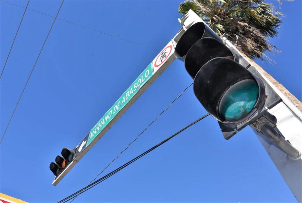 Promueven trámite para instalación de semáforos en Torreón