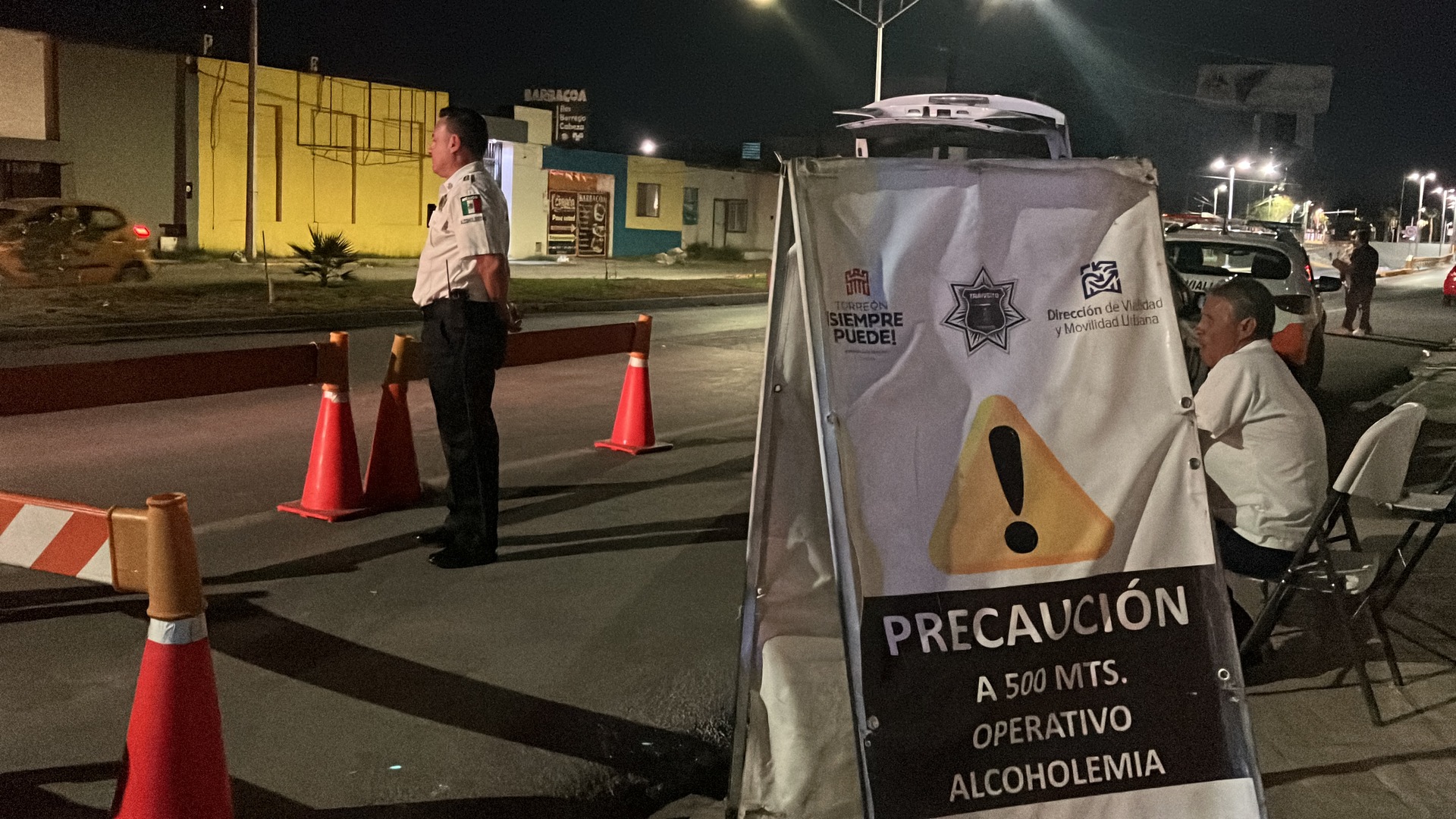 Caen 16 conductores completamente ebrios en filtros de alcoholemia de Torreón 