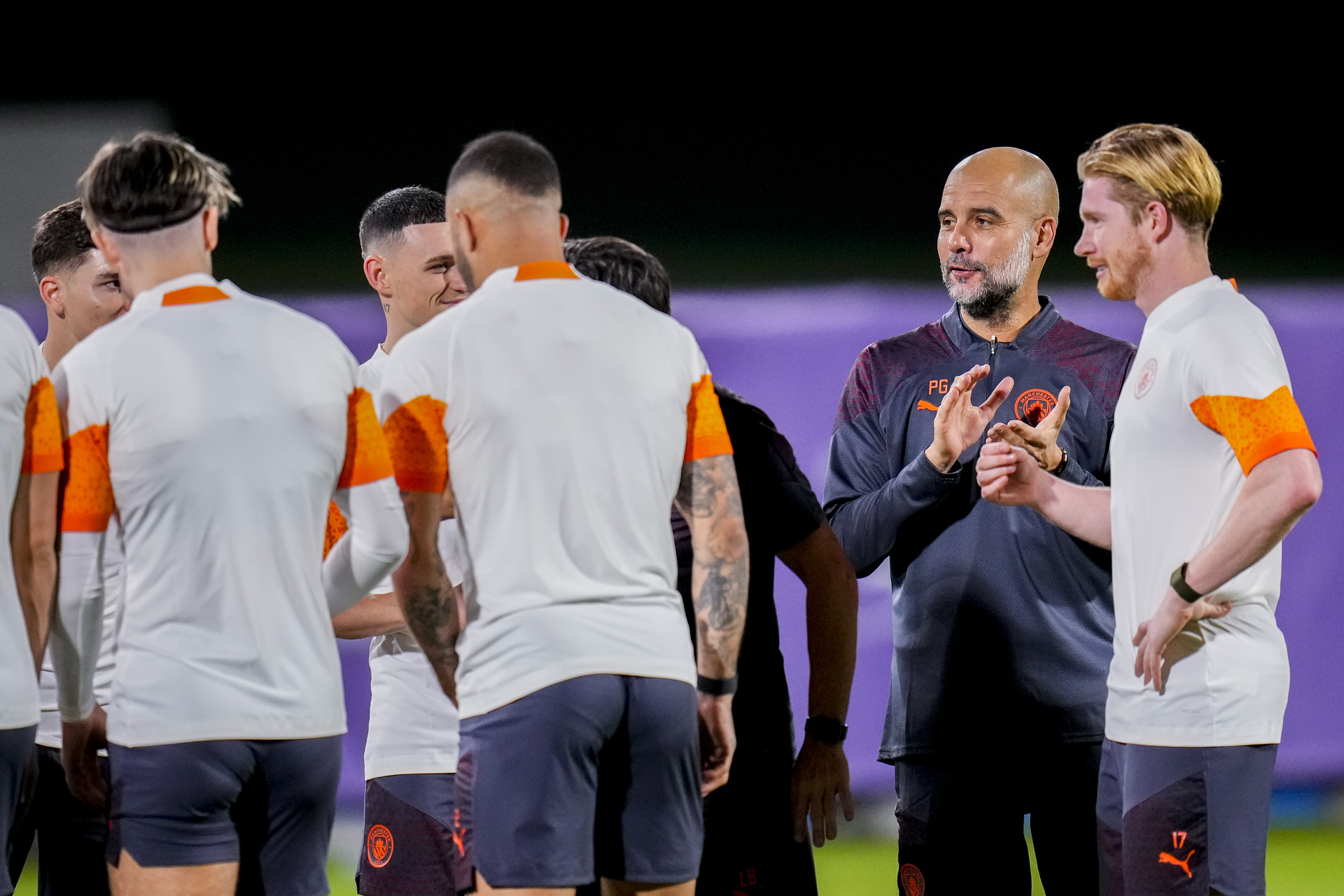 Manchester City disfruta del calor en Arabia Saudí con De Bruyne de regreso en el Mundial de Clubes