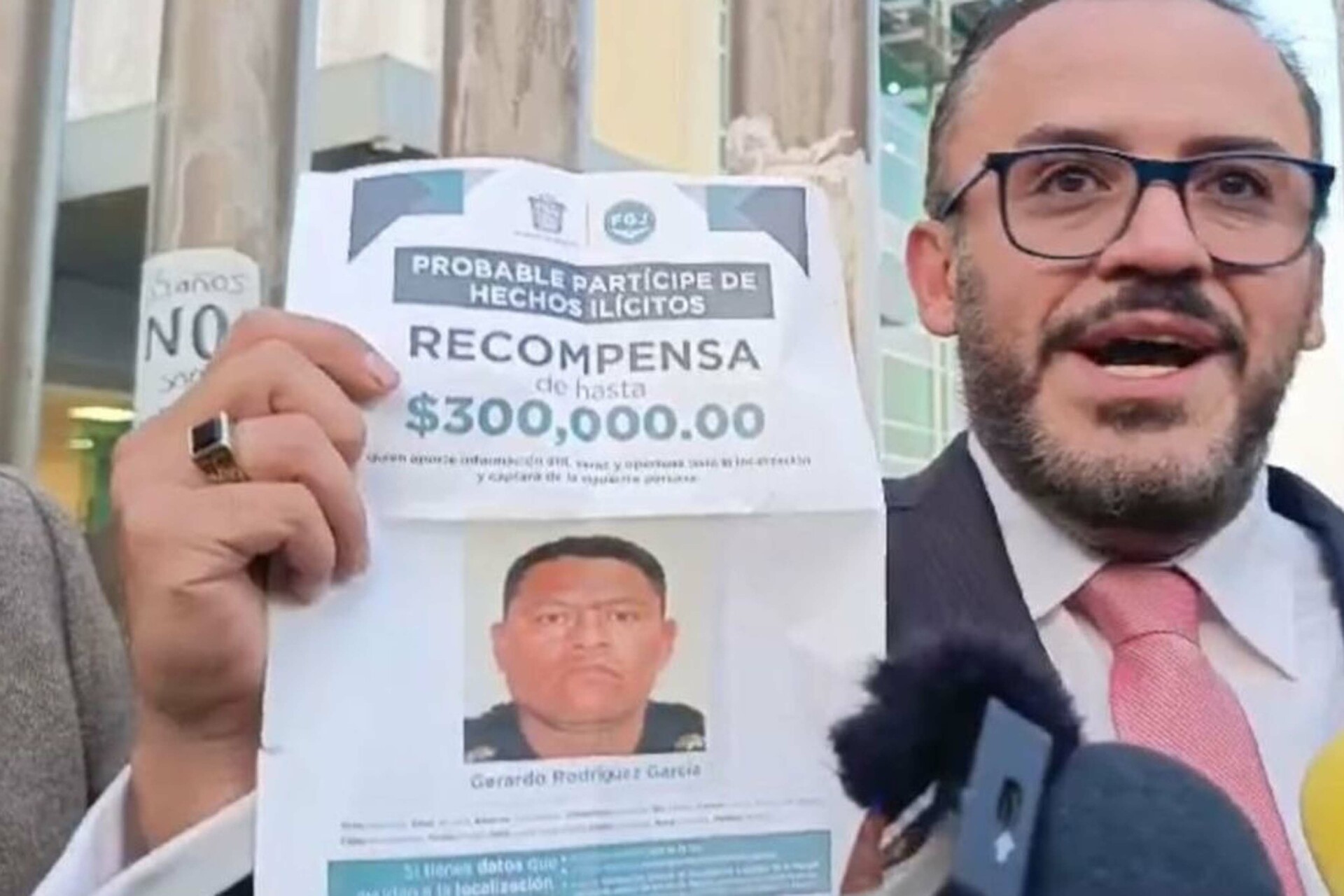 Piden detener a policía prófugo implicado en homicidio del actor Octavio Ocaña