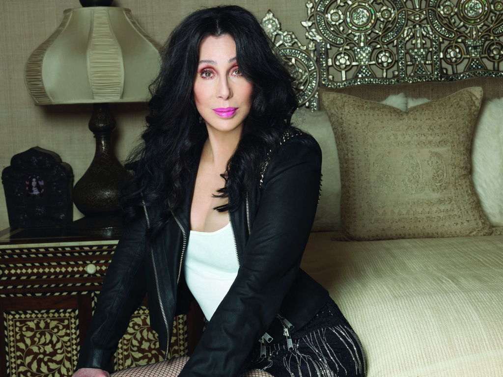 Cher solicita la tutela legal de su hijo Elijah, tras problemas por abuso de alcohol y otras sustancias