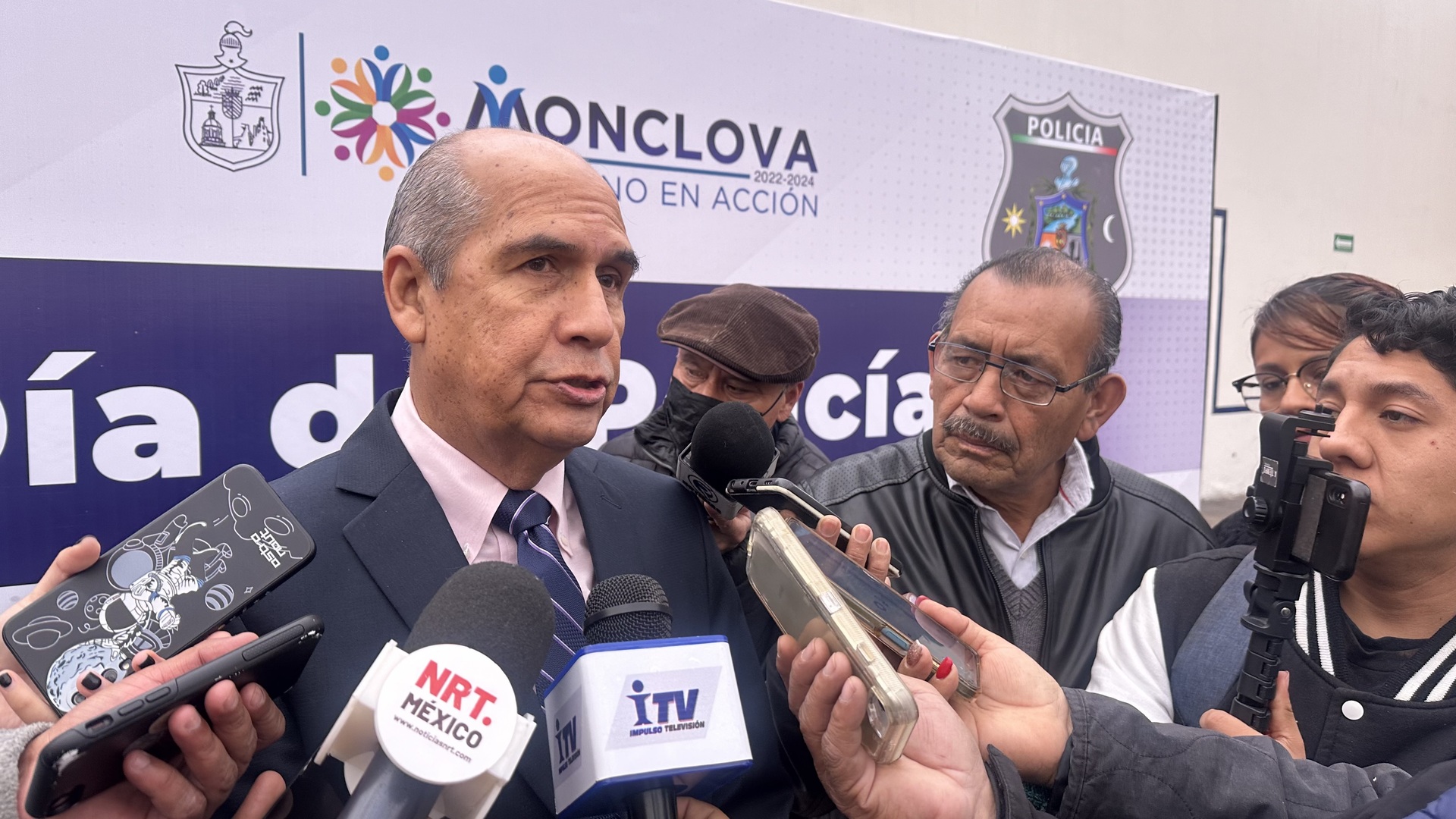 Mario Dávila, alcalde de Monclova, explicó que el Ayuntamiento aportará módulos de Seguridad Pública, Protección Civil y de Salud para atender a los exiliados.