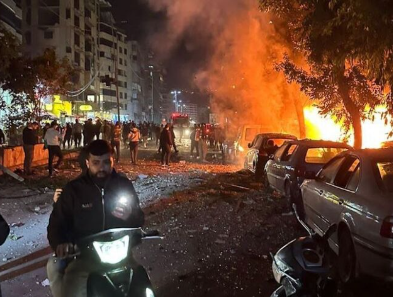 Hizbulá está enzarzado también en intenso fuego cruzado con las fuerzas israelíes desde su lado de la frontera. (X)