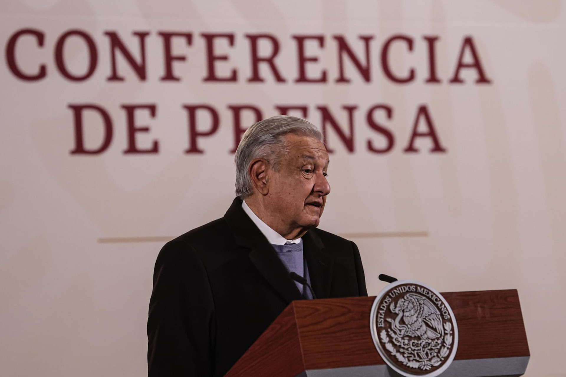 Se echaron a perder muchos medicamentos tras huracán Otis: AMLO