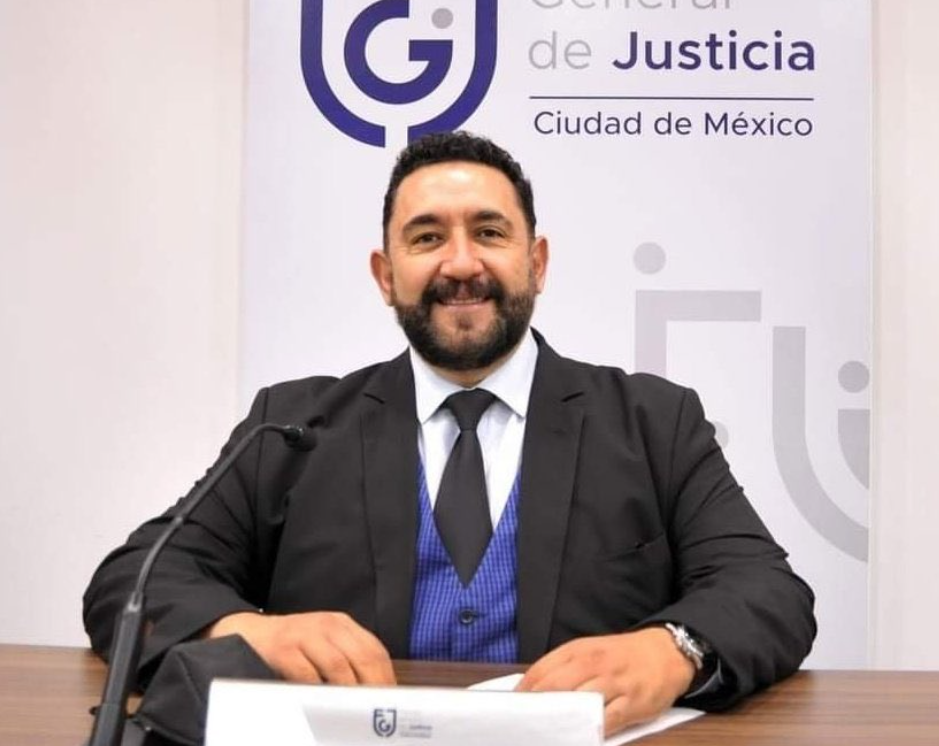 En la gestión del entonces jefe de gobierno, Miguel Ángel Mancera, en el 2015, fue nombrado director general del Instituto de Educación Media Superior del Distrito Federal (IEMS). (X)