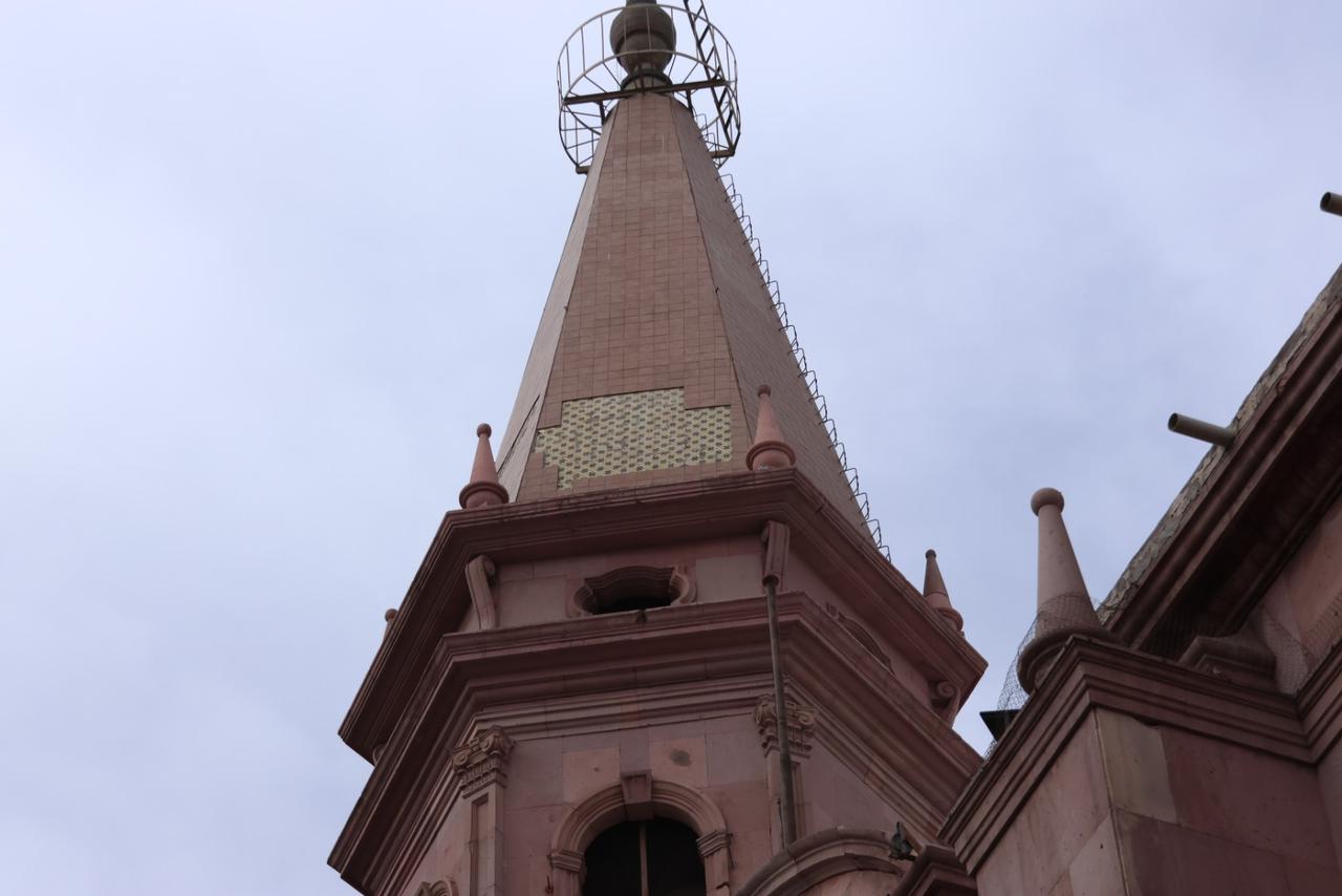 Fuertes vientos causan daños en el templo de Guadalupe en Torreón; solicitarán autorización del INAH para realizar mejoras