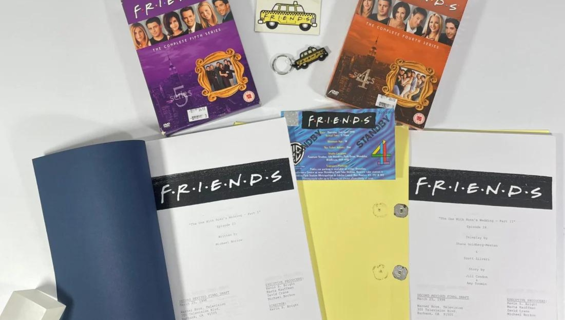 Subastarán guiones de dos episodios de 'Friends' por más de 25 mil euros 