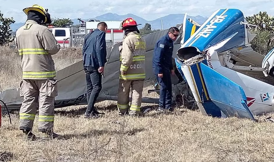 Avioneta de una escuela de pilotos se desploma en Aguascalientes