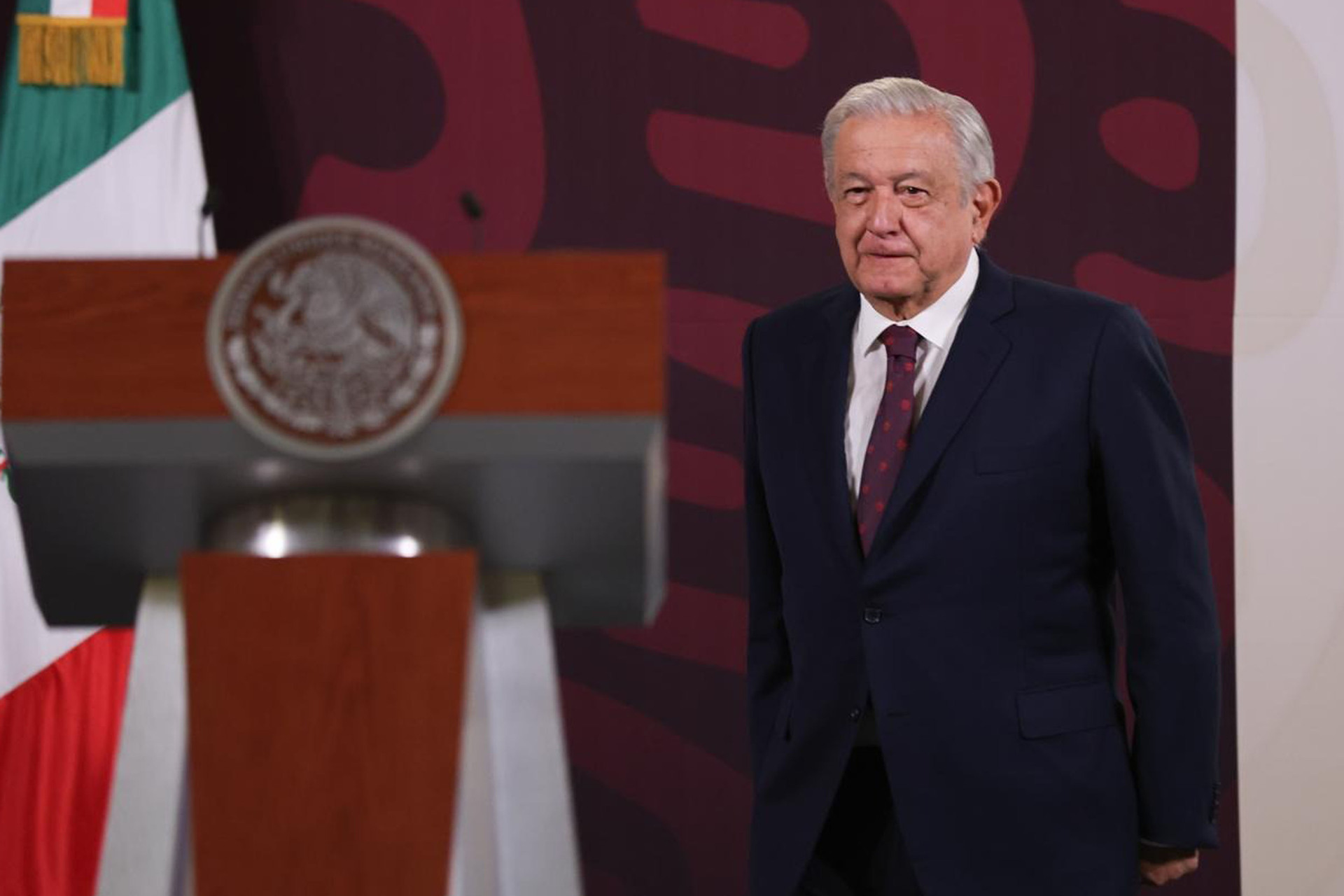 'Fue un hackeo', dice López Obrador sobre la filtración de datos de periodistas que asisten a la Mañanera