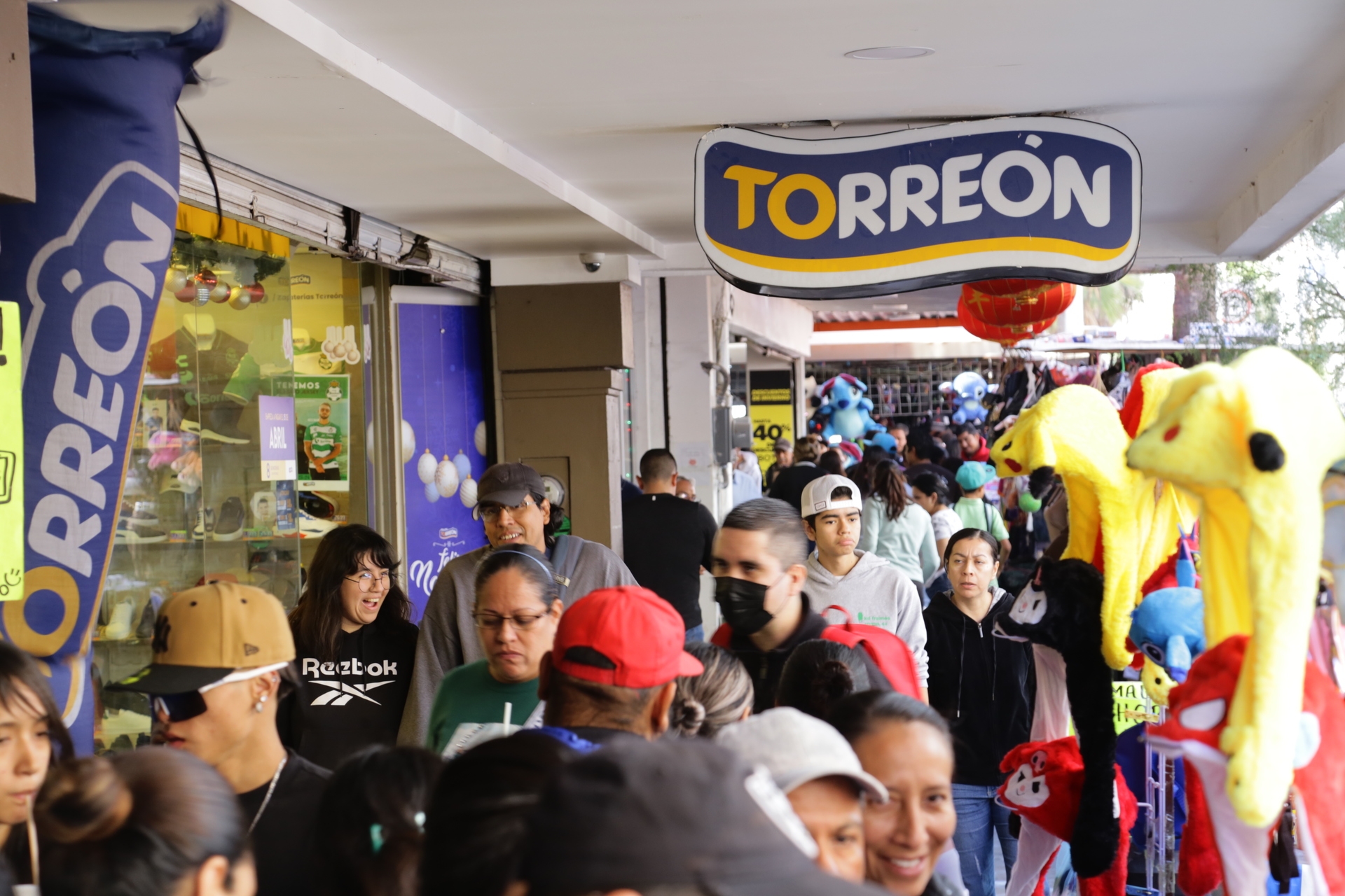 Altas tasas de interés 'estrangulan' a los trabajadores laguneros: Canacintra Torreón