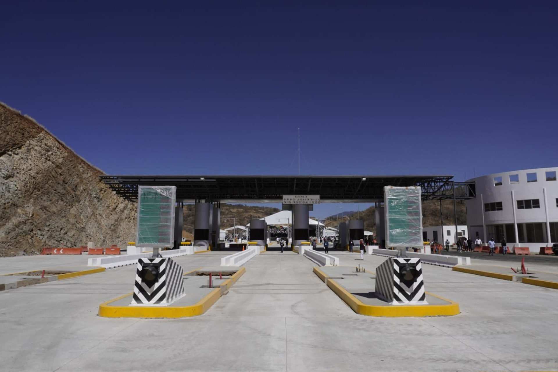 Autopista Oaxaca-Puerto Escondido: AMLO inaugura obra tras casi 15 años de construcción
