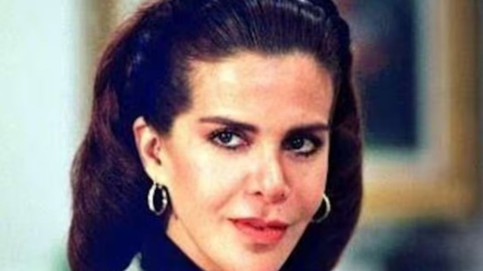 Muere Renata Flores, villana de las telenovelas