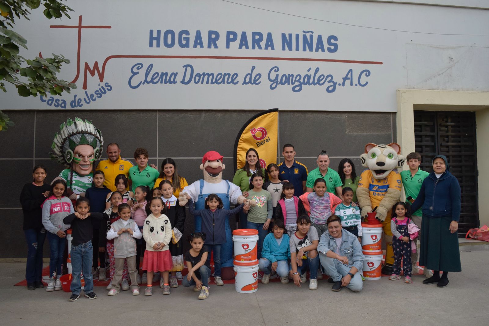 Modernizan Casa Hogar en Torreón con ayuda del Santos Laguna y Tigres