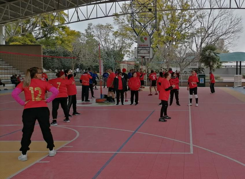 Adultos mayores del DIF Torreón participan en competencia deportiva amistosa