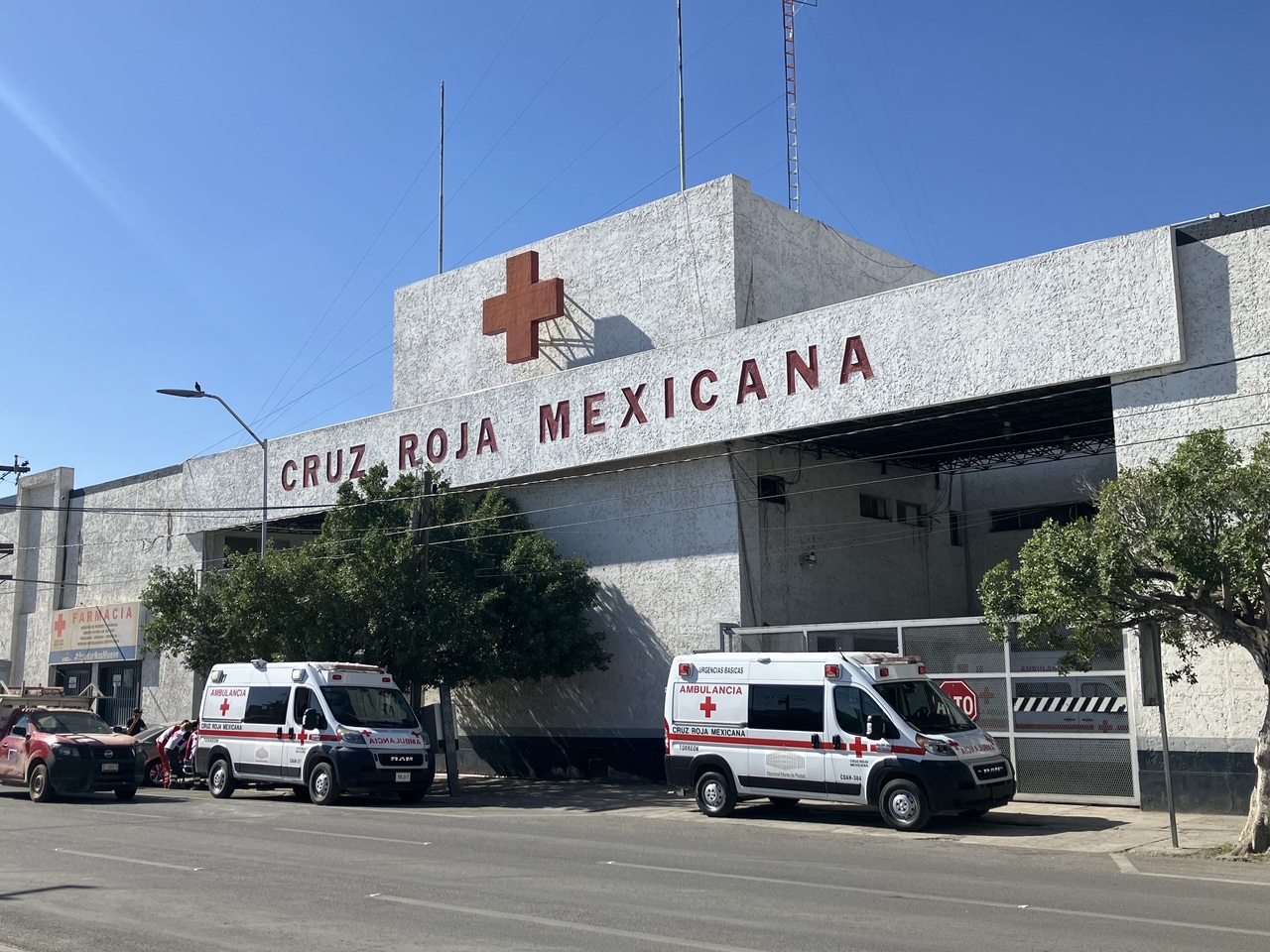 A la venta, vacuna anticovid en Cruz Roja de Torreón