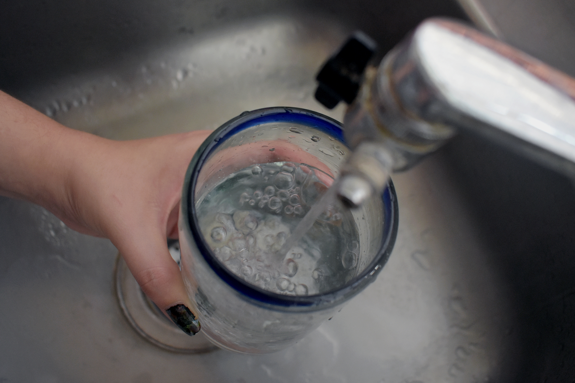 Monitorea Simas calidad del agua en sector afectado por brote de hepatitis; han atendido reportes de contaminación