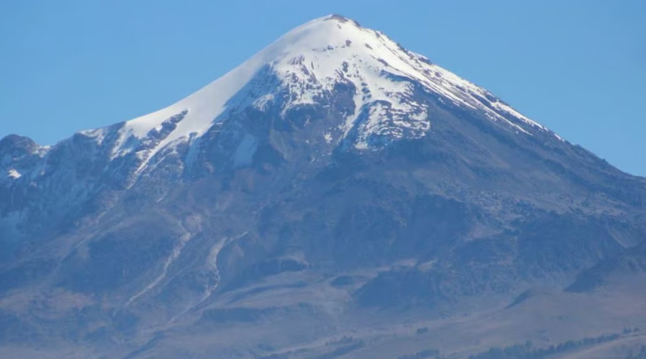 Localizan cuerpo en Pico de Orizaba; podría tratarse de alpinista desaparecido