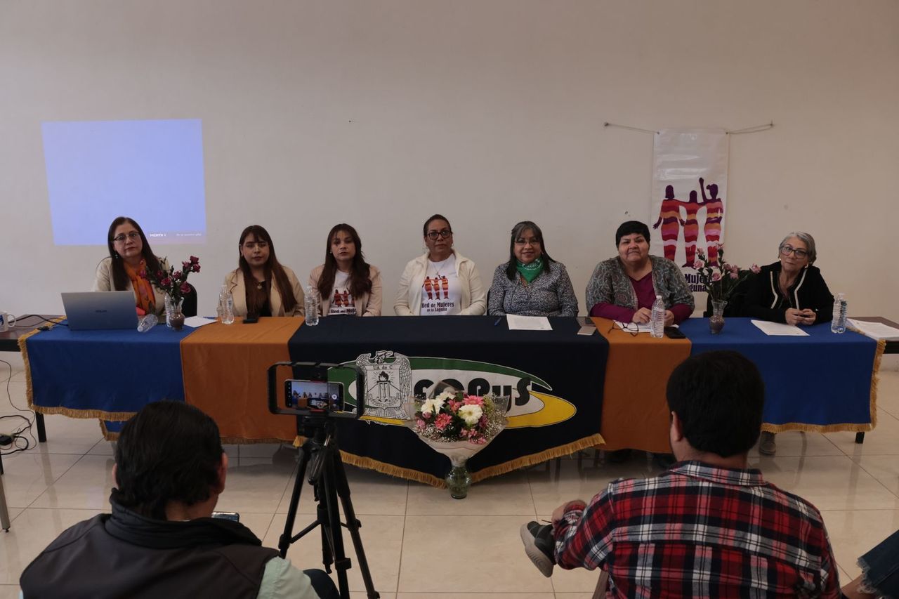 Las fundadoras de la Red Regional de Mujeres de La Laguna, entregaron la estafeta a las nuevas generaciones.