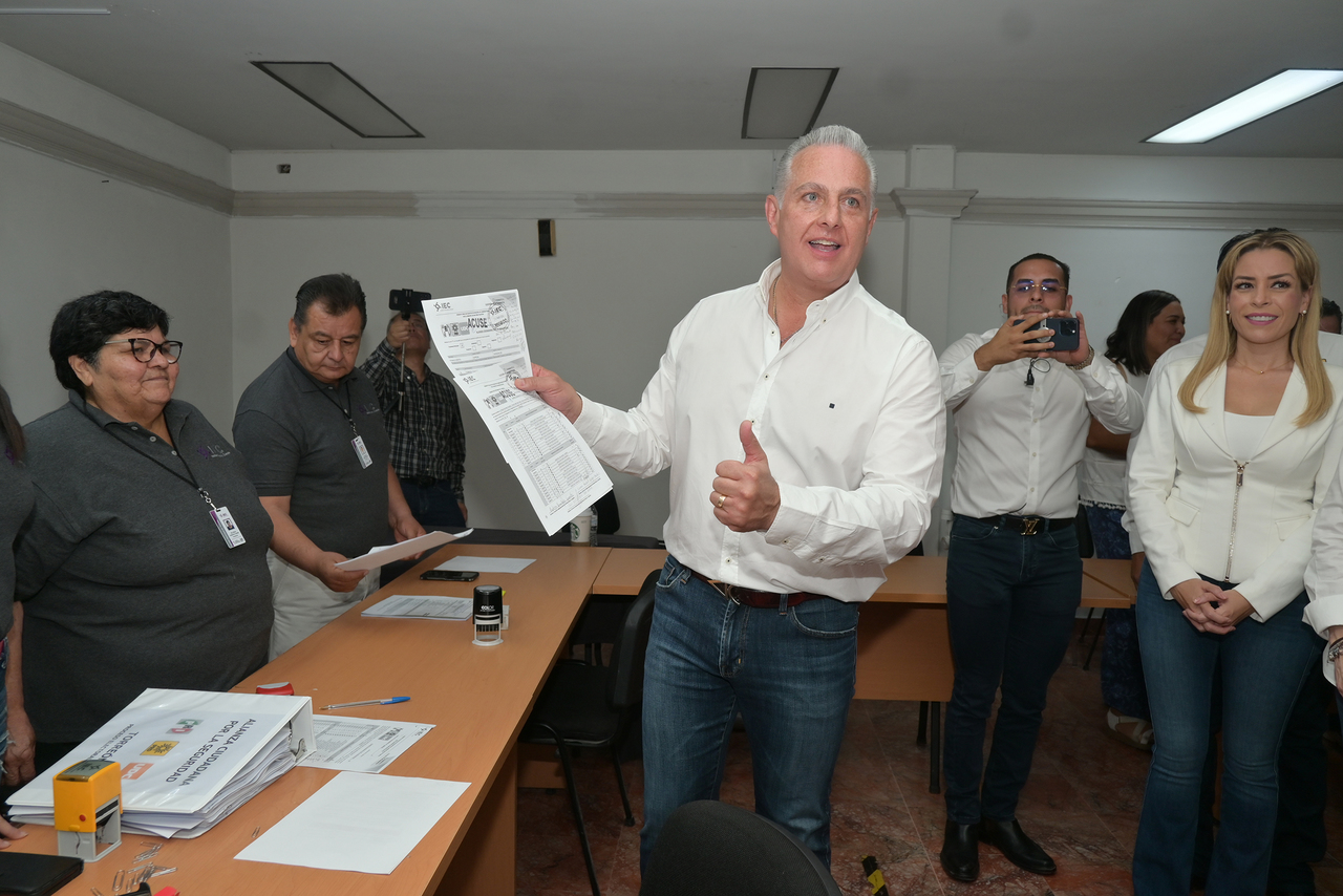 El alcalde Román Cepeda dijo que su intención de reelegirse es porque hay un proyecto para que Torreón siga creciendo.
